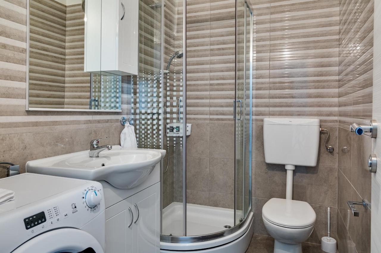 Apartment Miruna S Bazenom Donje Rastane Экстерьер фото
